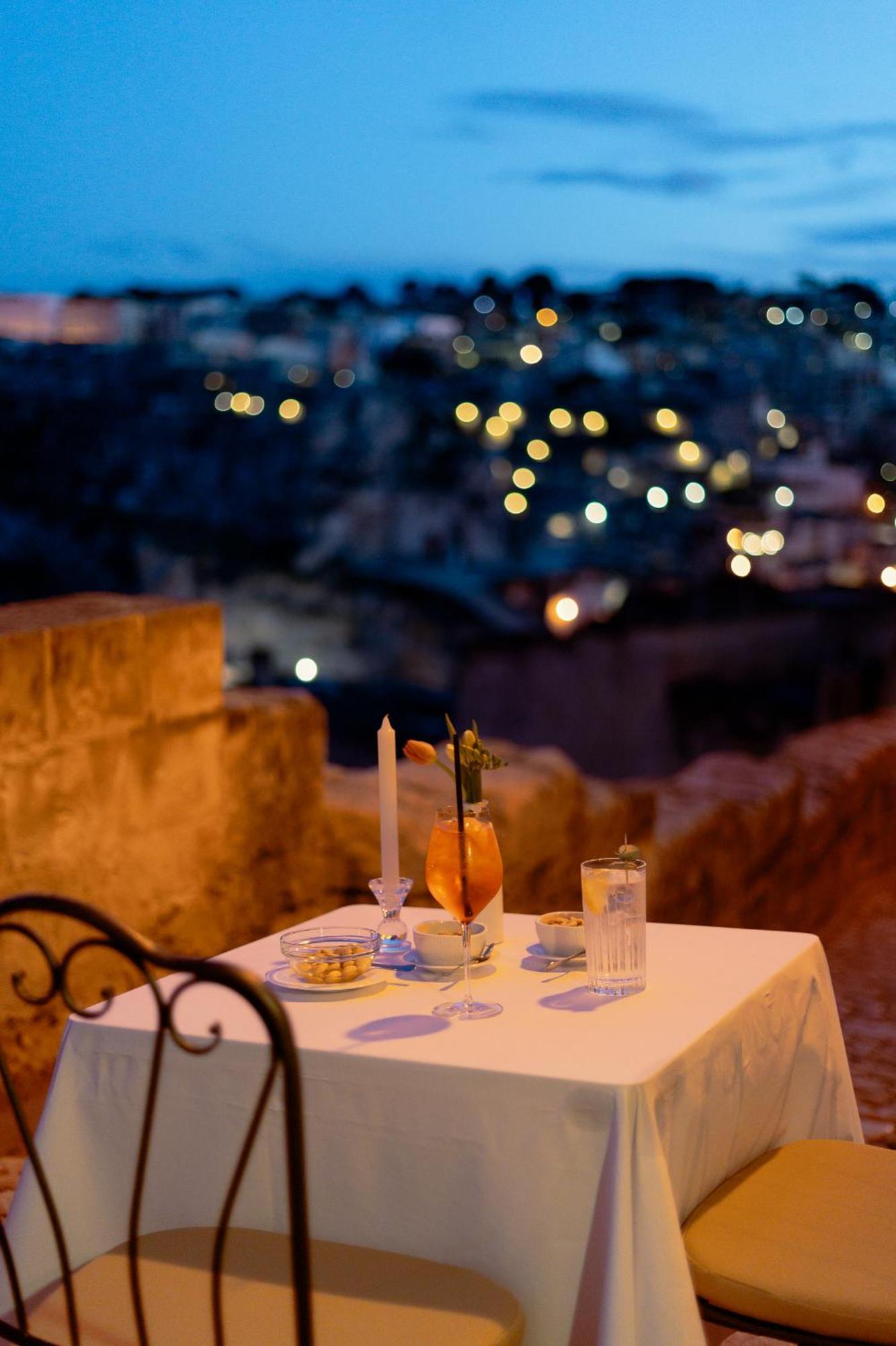 Palazzo Del Duca Hotel & Restaurant Матера Екстериор снимка